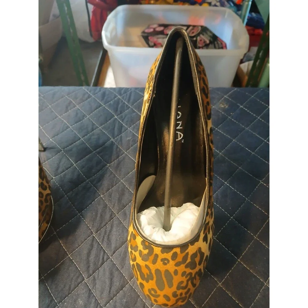 Liliana Leopard Print Platform Heels Strap Size 8